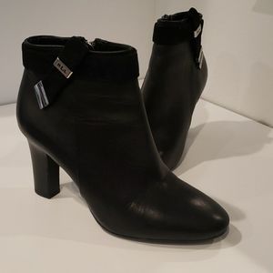 Lauren Ralph Lauren black leather Brin ankle boots